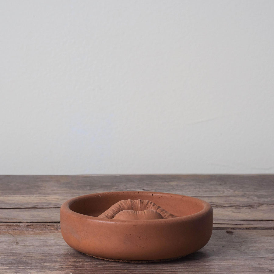 Lip Incense Holder