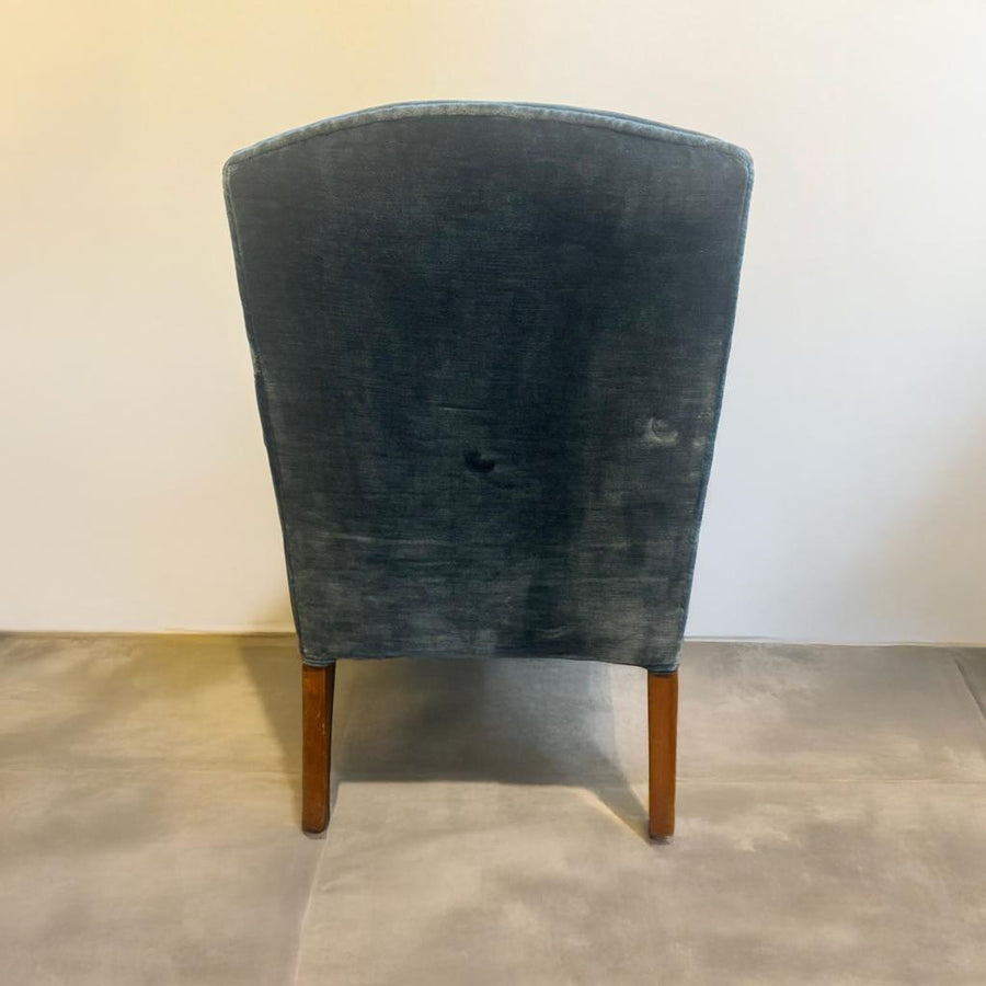 Vintage Tufted Blue Velvet Chair