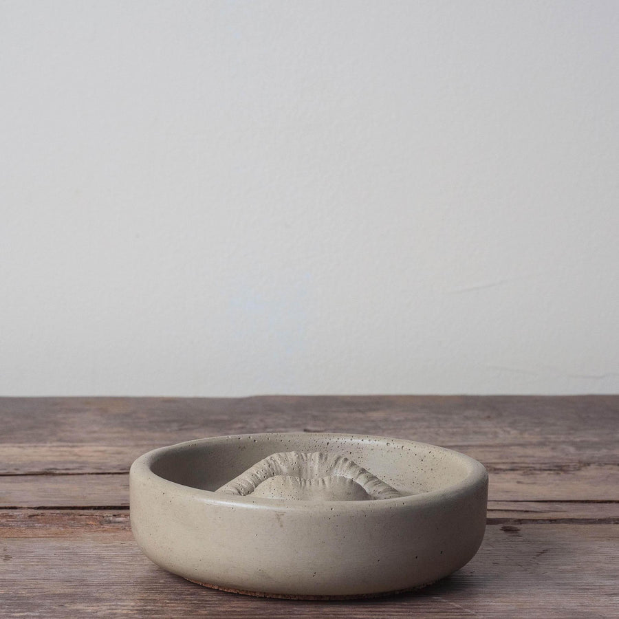 Lip Incense Holder